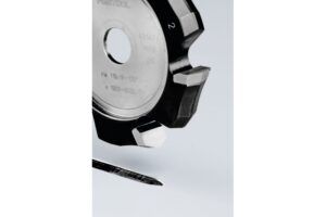 Fresa para ranuras en VHW 118x18-135°/Alu